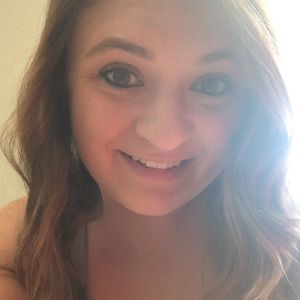 Meet your Posher, Hailey